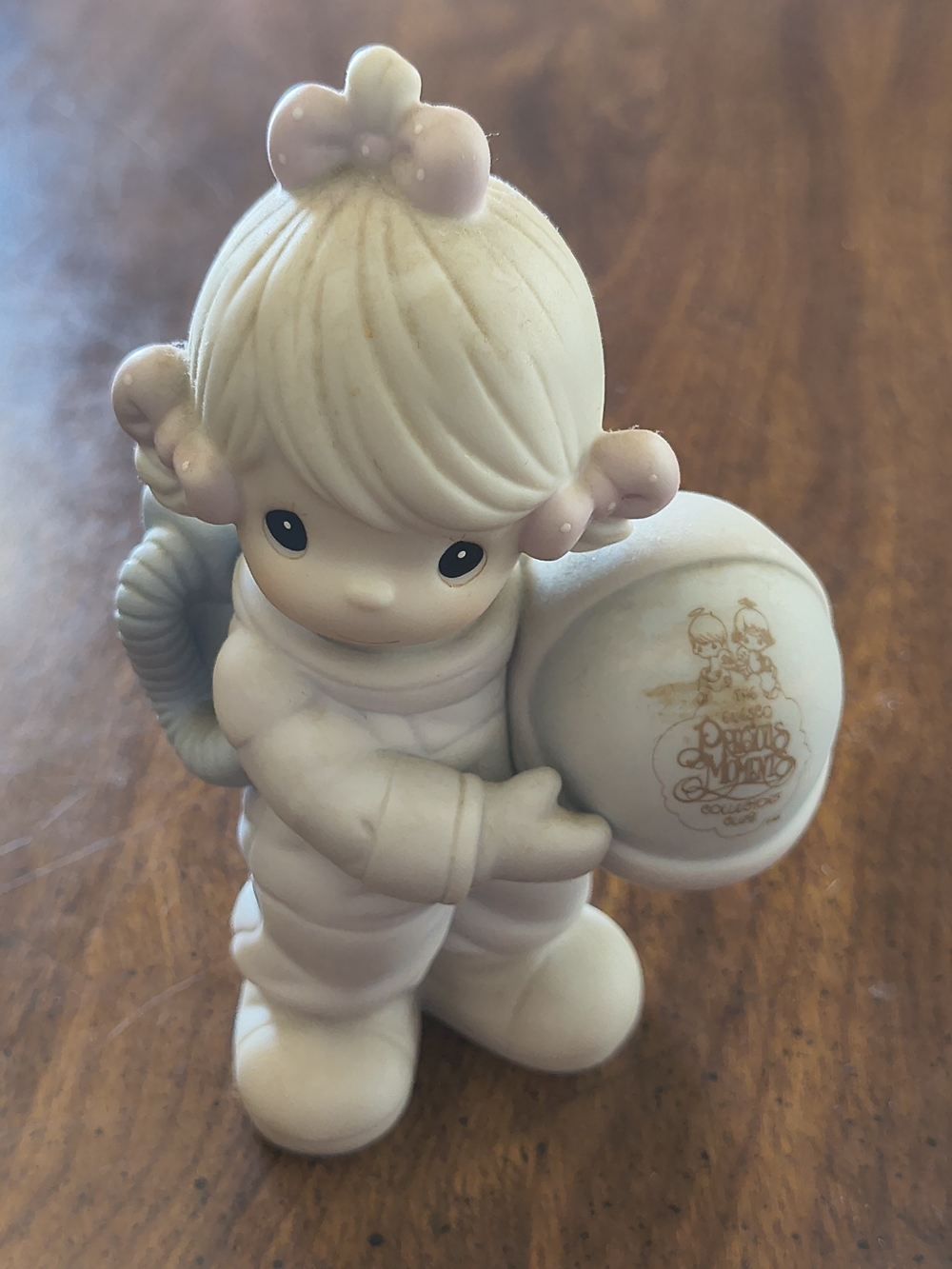 Precious Moments Astronaut Girl Knickknack The Club That's Out Of This World Vtg